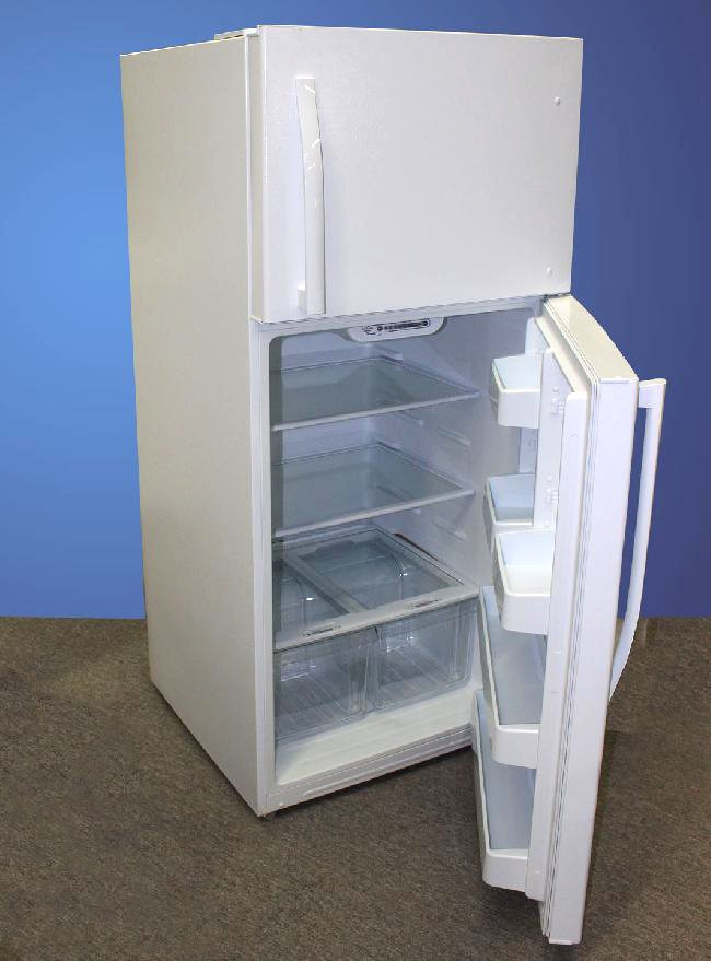 20872 - fridge - MTE18GTKWW - open