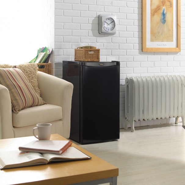 24342 - 3.2 Cubic Foot Fridge - DA-DCR032A2BDD - Black - Scene 24342 - 3.2 Cubic Foot Fridge - DA-DCR032A2BDD - Black - Scene